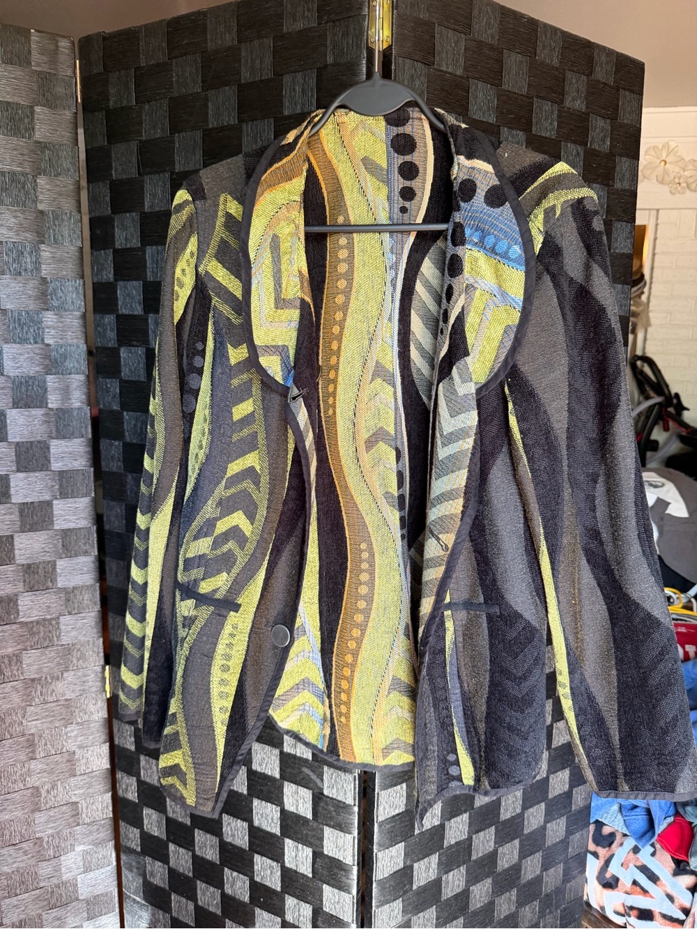 John Mark Reversible Black and Yellow Patterned Open Blazer